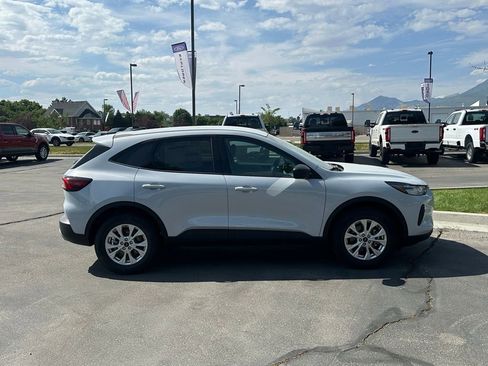 Used 2025 Ford Escape Active w/ Tech Pack #1 image 8