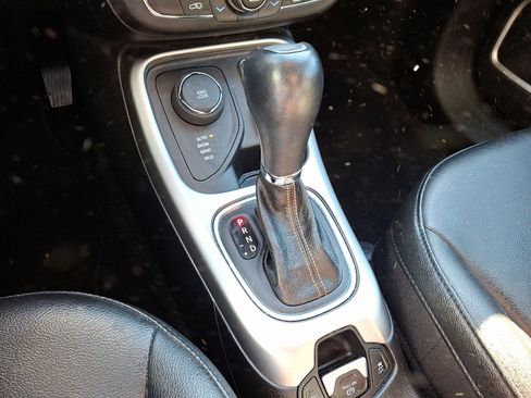 Used 2020 Jeep Compass Latitude w/ Safety & Security Group image 14