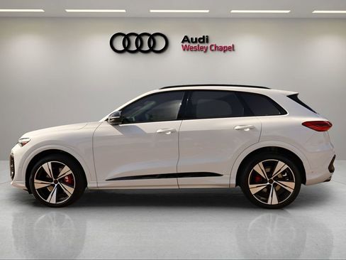 New 2026 Audi SQ5 Premium Plus AWD/4WD image 2