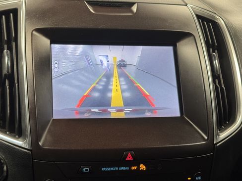Used 2020 Ford Edge Titanium w/ Equipment Group 301A FWD image 16