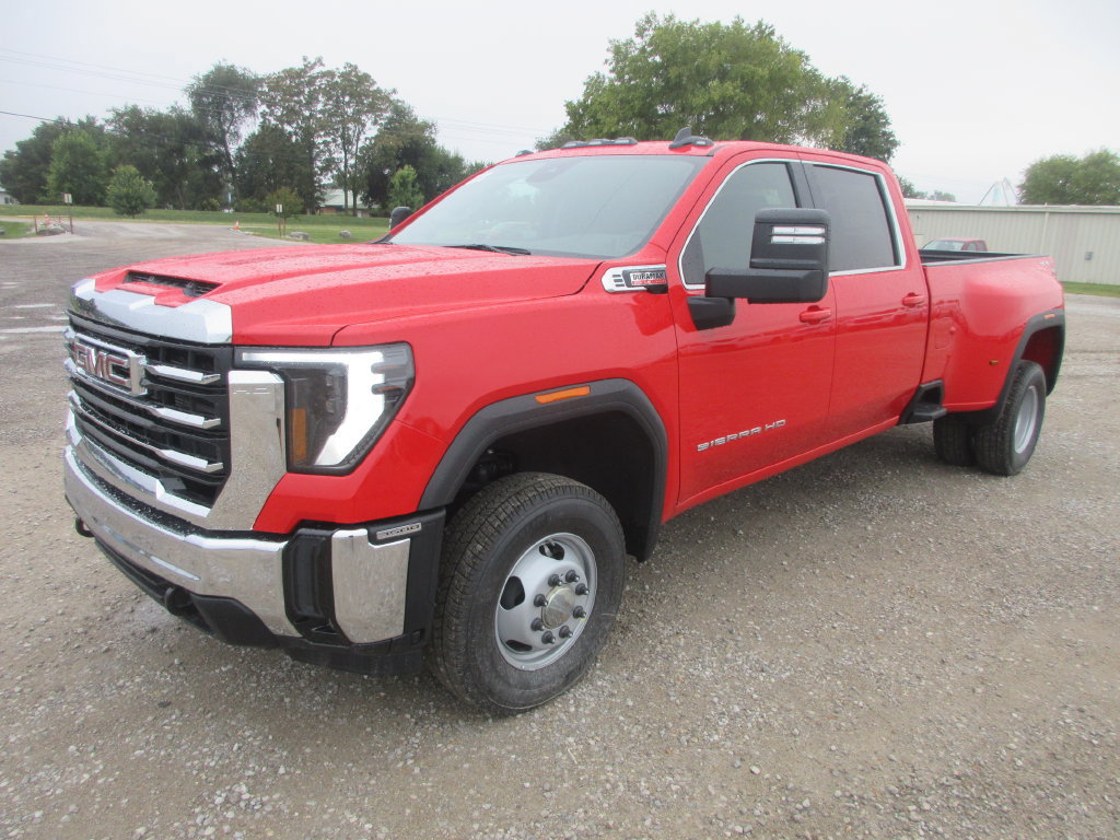 New 2026 GMC Sierra 3500 SLE w/ SLE Value Package AWD/4WD image 11