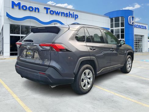 Used 2020 Toyota RAV4 LE w/ All Weather Liner Package AWD/4WD image 6