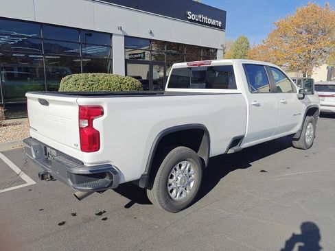 Used 2023 Chevrolet Silverado 3500 LT w/ Convenience Package image 7