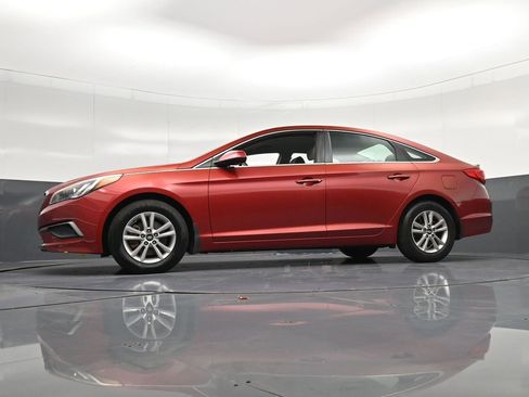 Used 2016 Hyundai Sonata SE w/ Cargo Package FWD image 25
