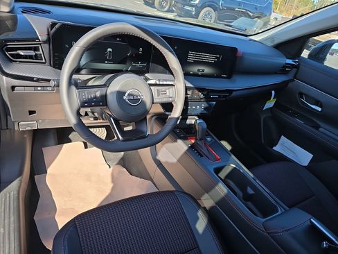 New 2026 Nissan Kicks SR image 19