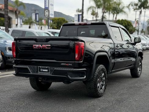 Used 2024 GMC Sierra 1500 AT4X image 8
