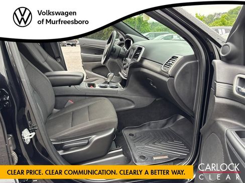 Used 2020 Jeep Grand Cherokee Laredo AWD/4WD image 24