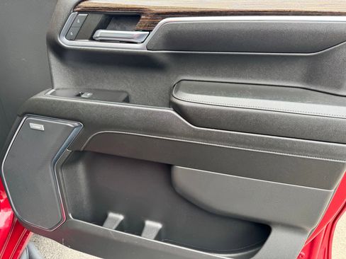 Used 2023 GMC Sierra 1500 Elevation w/ Preferred Package image 16