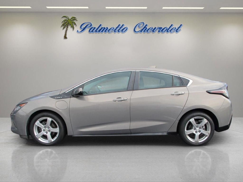 Used 2017 Chevrolet Volt LT FWD image 5
