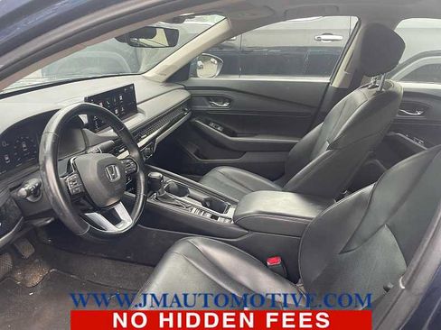 Used 2023 Honda Accord Touring image 2