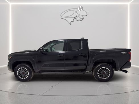 Used 2025 Toyota Tacoma TRD Sport w/ TRD Sport Premium Package AWD/4WD image 2