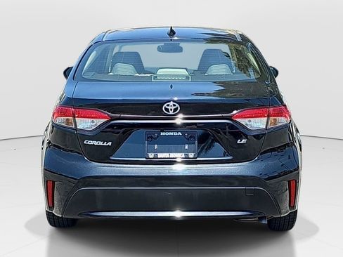 Used 2022 Toyota Corolla LE w/ Carpet Mat Package (TMS) FWD image 6