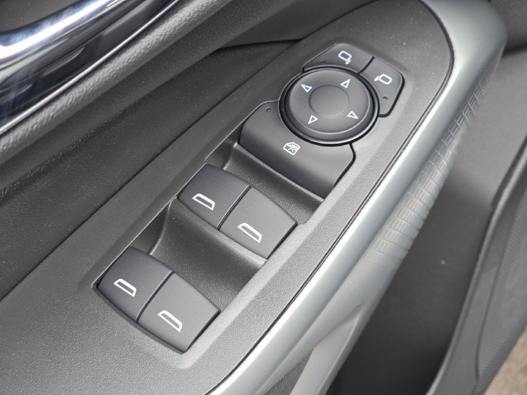 New 2026 Chevrolet Trax LS w/ LS Convenience Package FWD image 13