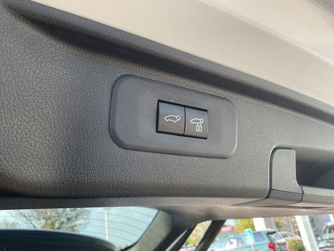 Used 2024 Toyota Grand Highlander XLE image 12