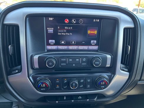 Used 2016 GMC Sierra 1500 SLE w/ SLE Value Package AWD/4WD image 13