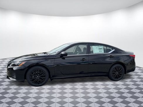 New 2026 Nissan Altima 2.5 SV FWD image 4