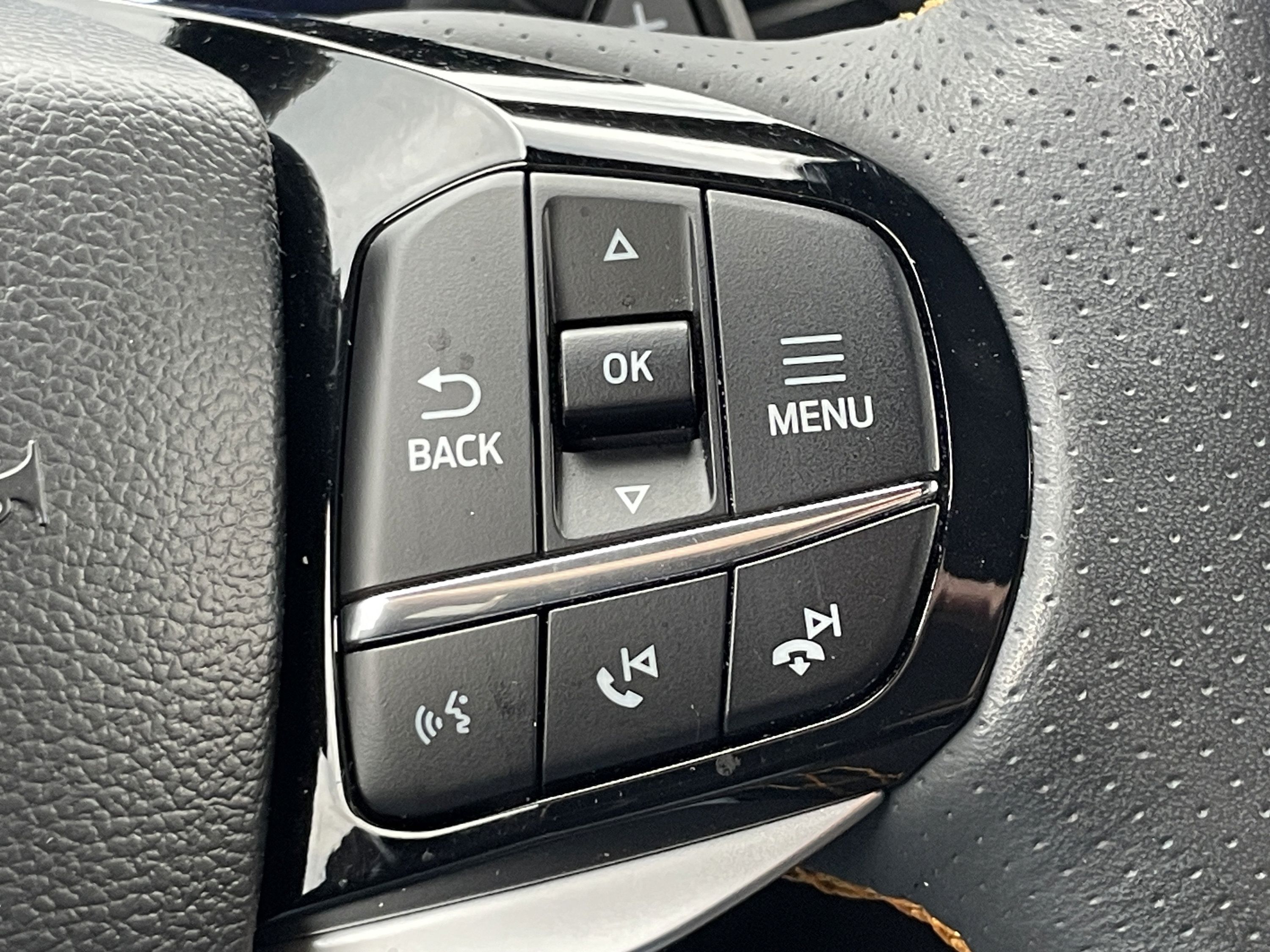 Used 2026 Ford Explorer Tremor w/ Tremor Convenience Package AWD/4WD image 22