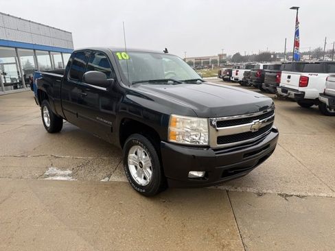 Used 2010 Chevrolet Silverado 1500 LTZ w/ Suspension Package, Off-Road image 7