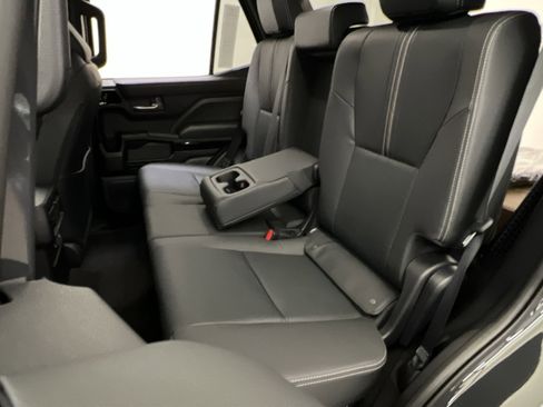 New 2025 Toyota 4Runner Limited image 19