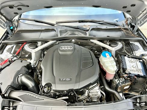 Used 2018 Audi A4 2.0T Premium Plus image 5