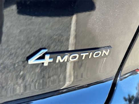 New 2026 Volkswagen Atlas Cross Sport SEL Premium R-Line image 18