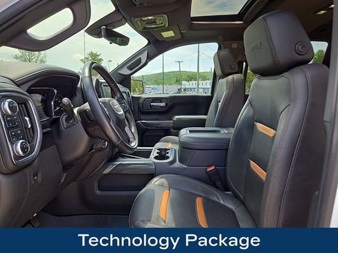 Used 2021 GMC Sierra 1500 AT4 w/ AT4 Value Package AWD/4WD image 2
