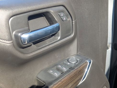 Used 2022 Chevrolet Silverado 1500 LT RWD image 27