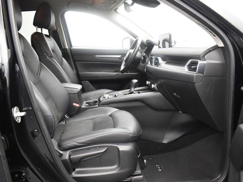 Used 2021 MAZDA CX-5 Touring image 11