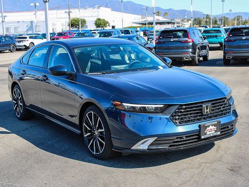 New 2026 Honda Accord Touring image 3