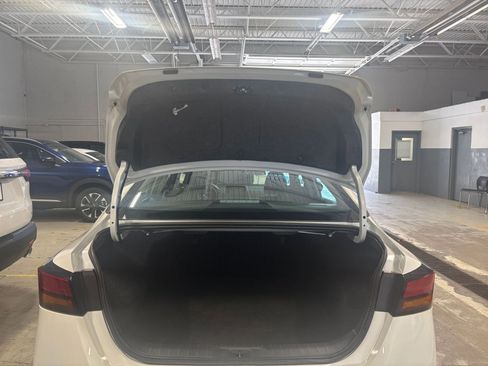 Used 2025 Nissan Altima 2.5 SV image 32