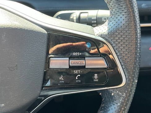 Used 2023 Nissan Ariya AWD image 17
