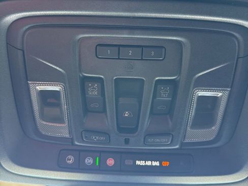 Used 2025 GMC Sierra 1500 AT4 w/ AT4 Premium Package AWD/4WD image 21