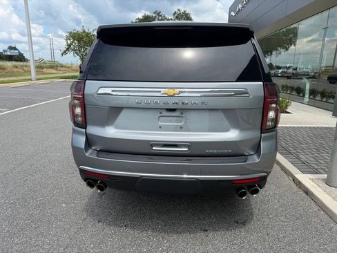 Used 2024 Chevrolet Suburban Premier AWD/4WD image 4