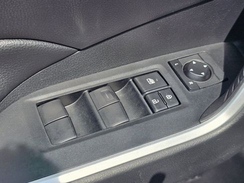 Certified 2019 Toyota RAV4 XLE w/ Convenience Package AWD/4WD image 26