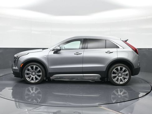 Certified 2023 Cadillac XT4 Premium Luxury FWD image 3