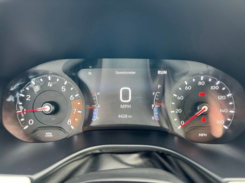 Used 2025 Jeep Compass Limited image 29