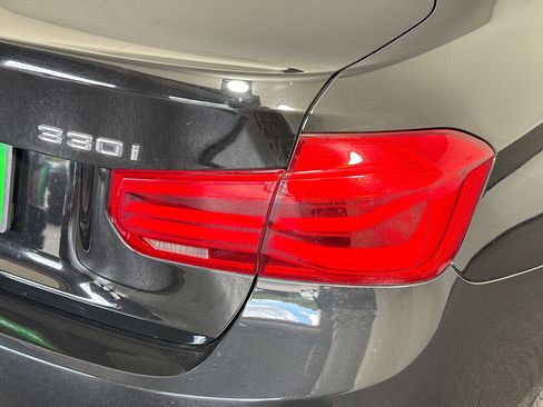 Used 2018 BMW 330i Sedan image 34