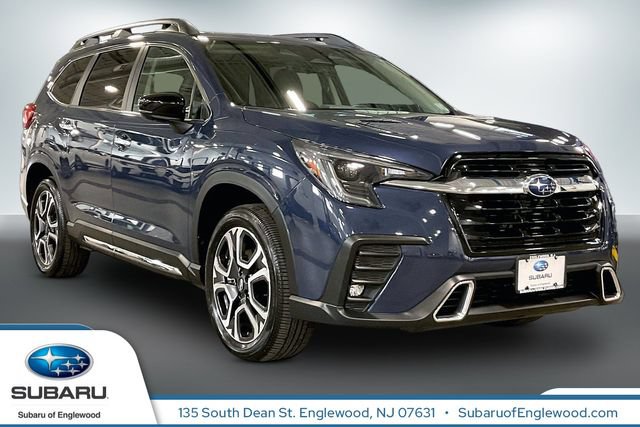 Used 2025 Subaru Ascent Touring AWD/4WD image 1