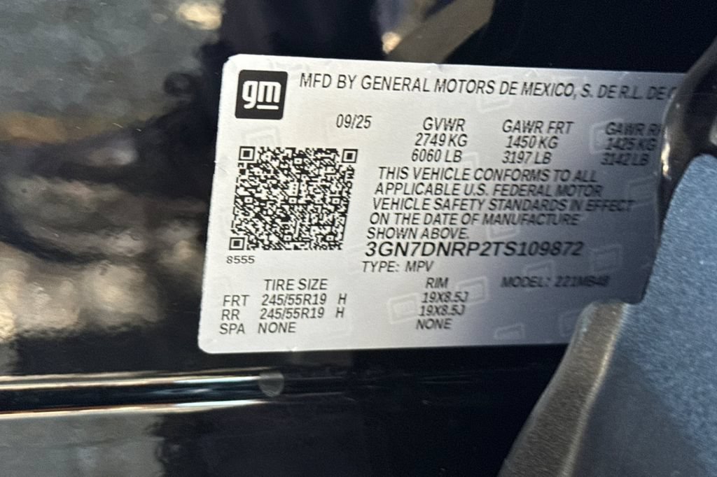 Used 2026 Chevrolet Equinox EV LT FWD image 35