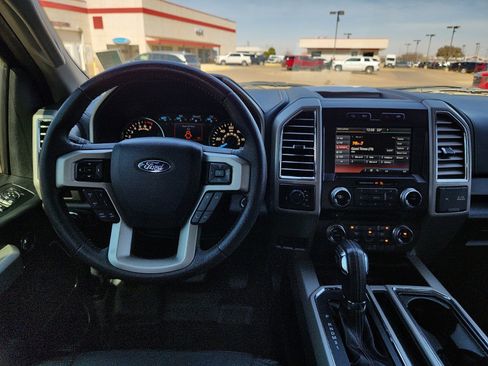 Used 2015 Ford F150 Lariat w/ Equipment Group 502A Luxury image 11