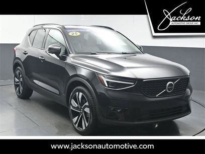 Used 2025 Volvo XC40 B5 Ultra