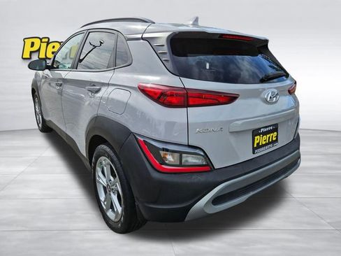 Used 2023 Hyundai Kona SEL image 3