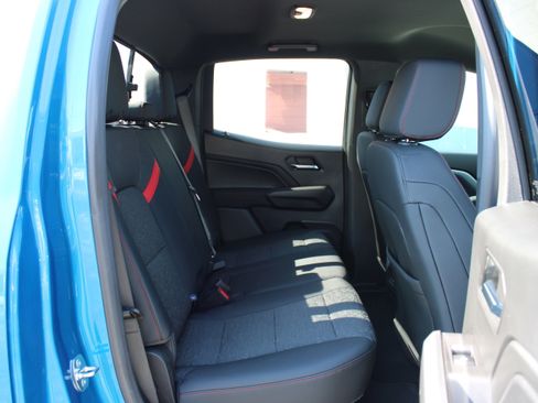 Used 2023 Chevrolet Colorado Z71 w/ Advanced Trailering Package image 12