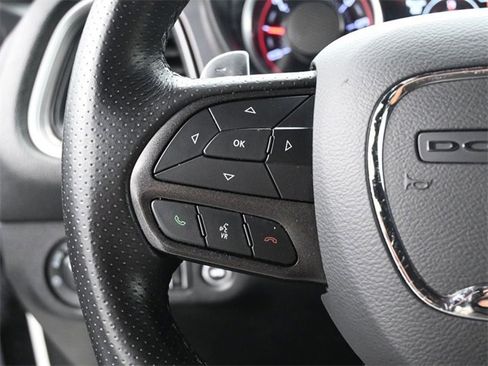 Used 2022 Dodge Challenger GT image 28