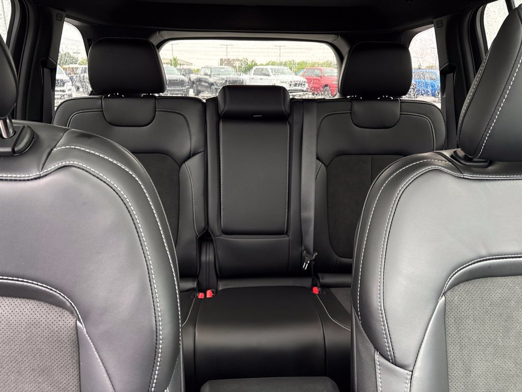 New 2026 Jeep Grand Cherokee Altitude AWD/4WD image 15