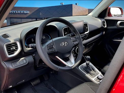 New 2025 Hyundai Venue SEL image 25
