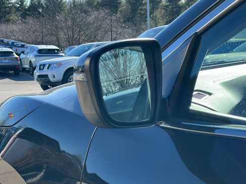 Used 2018 Nissan Rogue Sport SV image 11