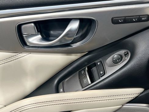 Used 2018 INFINITI Q60 3.0t Luxe w/ Sensory Package 3.0T Luxe image 14