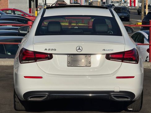 Used 2019 Mercedes-Benz A 220 4MATIC image 13