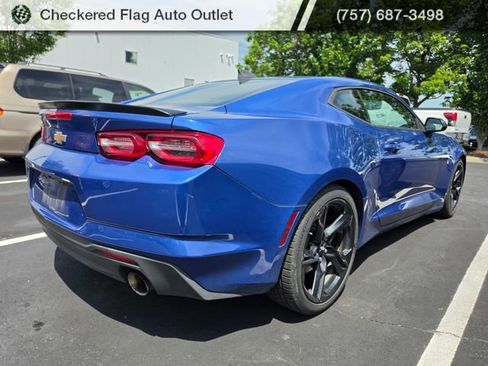 Used 2019 Chevrolet Camaro LT w/ Black Appearance Package RWD image 6